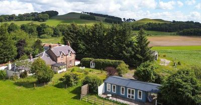 Edinburgh property: Inside the 'stunning' farmhouse an hour out of the city