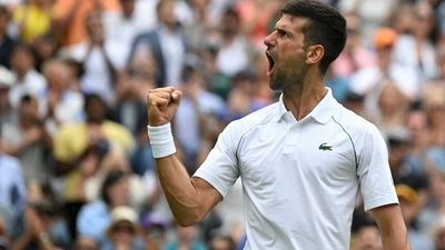 Novak Djokovic produces stunning fightback to advance to Wimbledon semi-finals over Jannik Sinner