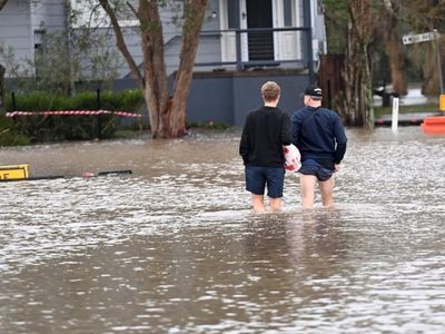 PM triggers federal flood support payments