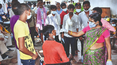 Lucknow: Virus bugs 57, active cases at 652