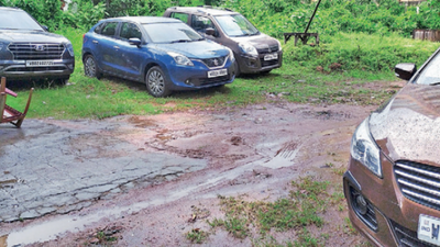 6,000 a month: ‘Valet parking’ charge in central Kolkata school belt