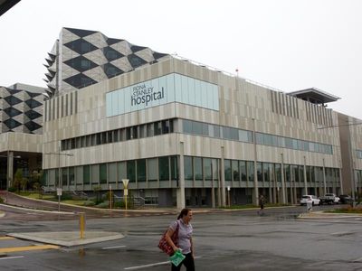 WA health workers threaten strike over pay