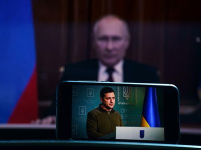 Vladimir Putin Could Offer Ceasefire To Ukraine, Putting Zelenskyy In A Very Difficult Situation, Says Analyst