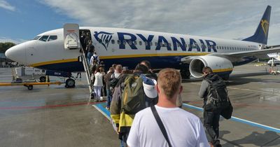 Ryanair pilot explains what would happen if a bomb was found onboard a flight