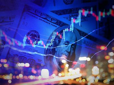U.S. Stock Futures Edge Lower; FOMC Meeting Minutes In Focus