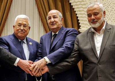 PA President Abbas meets Hamas’s Haniya for first time in years