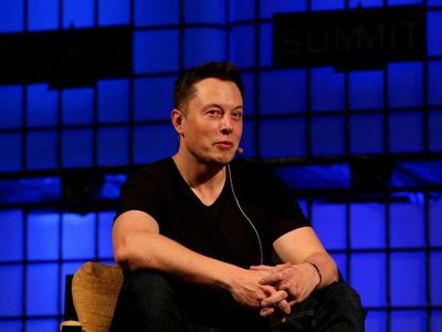 Elon Musk Confesses To  A 'Penchant' For This Piece Of Clothing