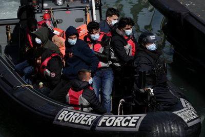 39 suspects arrested over migrant smuggling on boats to UK