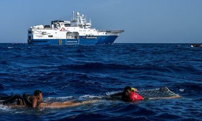 Teenager saves baby from shipwreck during Mediterranean crossing