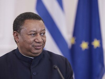 OPEC Leader Mohammed Barkindo Dies Unexpectedly: How Will Oil Stocks Such as Exxon Mobil Respond?