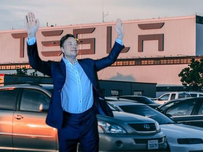 Do Fired Tesla Employees Love Or Hate Elon Musk?