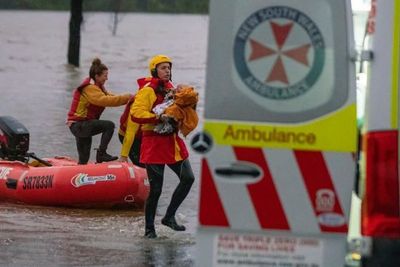 Flood threat moves north as Sydney area emergency eases