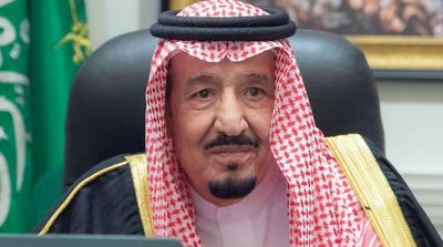 King Salman Receives Message from King of Bahrain