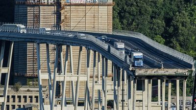 Italy bridge collapse trial opens four years after tragedy