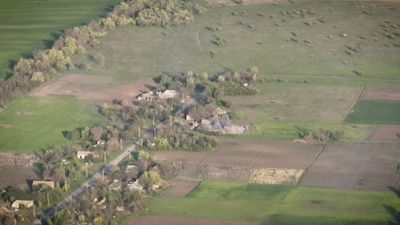 Ukrainian Forces Blow Up Russian Tank, Infantry Fighting Vehicle, Command Vehicle And Troops