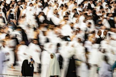 Muslim pilgrims stream out of Mecca for hajj high point