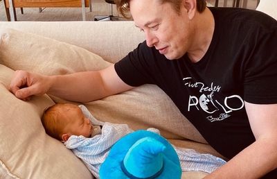 Elon Musk fathered twins with one of his executives Shivon Zilis in 2021: Report