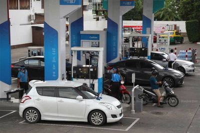 Petrol, gasohol prices down Friday