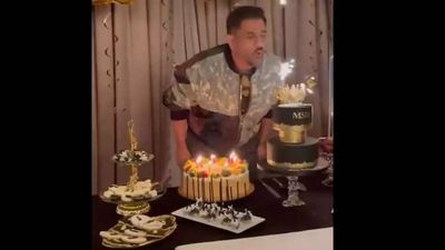 MS Dhoni turns 41: Cricket fraternity extends birthday wishes to former India captain