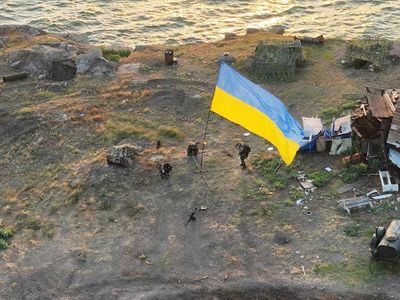 Russian defence ministry says warplane hit Ukrainian troops on Snake Island
