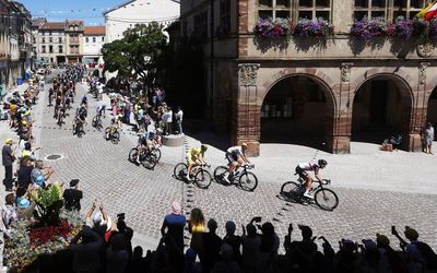 Tour de France stage 6 result LIVE: Tadej Pogacar wins in Longwy and grabs hold of yellow jersey