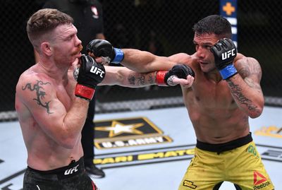 UFC on ESPN 39 free fight video: Rafael dos Anjos wins epic brawl with Paul Felder