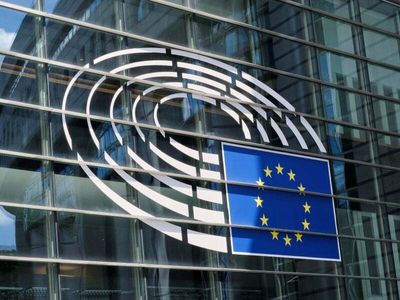 EU double act puts regulatory squeeze on platform tech