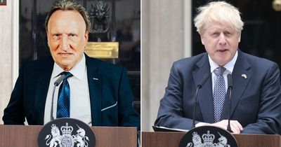 Neil Warnock mocks Boris Johnson with timely Twitter post after he resigns as PM