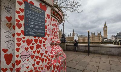 Covid-19 bereaved say inquiry must hold Boris Johnson to account