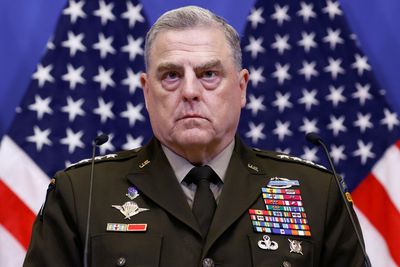 Top U.S. general speaks with Chinese counterpart