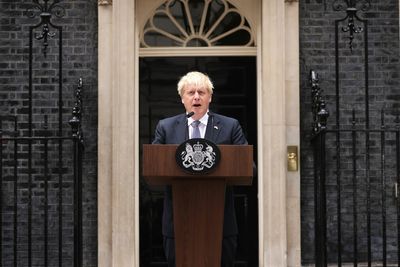 Boris Johnson resigns over new scandal