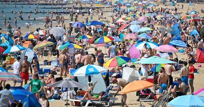 Health warning as Brits to bake in longest heatwave in 4 years from tomorrow