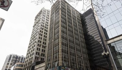 City landmarks panel backs review of State Street buildings that feds say are security risk