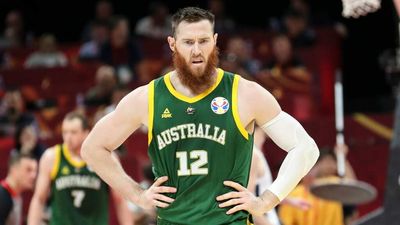 Report: Baynes Working Out for NBA Teams After Spinal Cord Injury