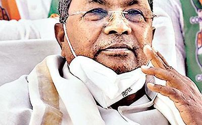 Siddaramaiah hits back at Minister’s remark on shoes