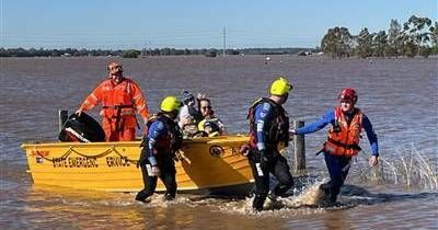 Two families rescued from isolated properties near Maitland