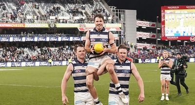 Footy fans tune in nationwide as Cats ascend the AFL ladder