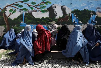 U.N. rights body seeks reversal of Taliban policies making Afghan women 'invisible'