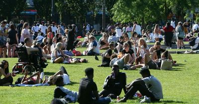 Health warning as UK to bake in longest heatwave for four years - temperatures could hit 27C in Greater Manchester