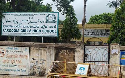 Students of Farooqia Girls High School to be accommodated in other govt schools
