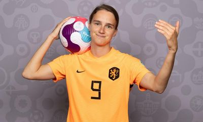 Mature Miedema fuels Netherlands hope of retaining Euro crown