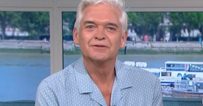 Phillip Schofield's subtle dig as 'bragging' viewer talks holidays and buying gold