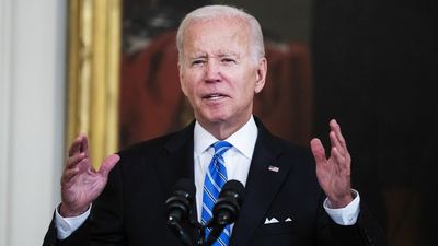 Biden signs executive order on abortion access