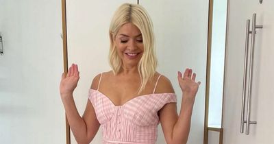 Holly Willoughby 'clears out her locker' as she confirms break from This Morning