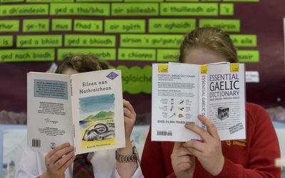 Children in Renfrewshire to benefit from Gaelic-speaking school for the first time