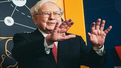 Billionaire Warren Buffett Is the Last Bull In Energy