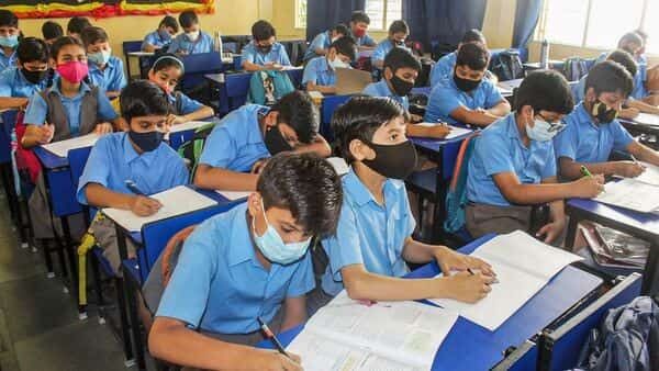 West Bengal: No 'immediate plan' to close schools, colleges as Covid cases surge