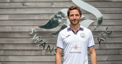 Joe Allen completes dream Swansea City homecoming as star signs two-year deal