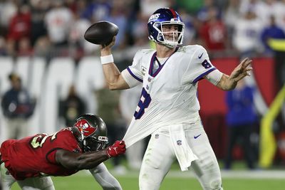 Giants’ Daniel Jones organizing workouts with skill players