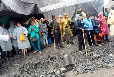 Floods leave 13 people dead at Hindu pilgrimage in Kashmir